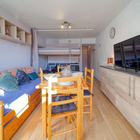 Soyouz Vanguard-102 By Interhome *